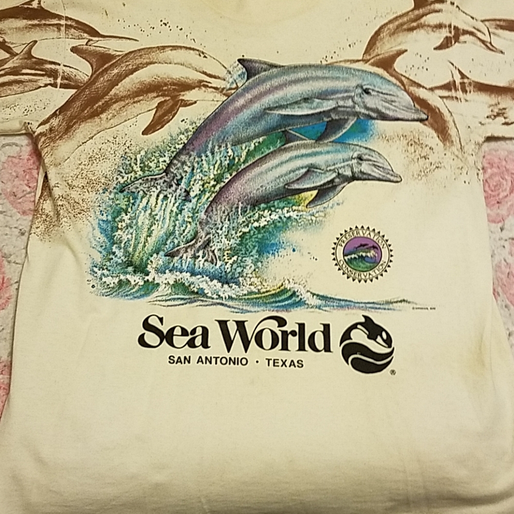 Sea world T's